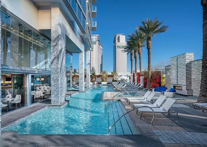 Palms Place Hotel And Spa